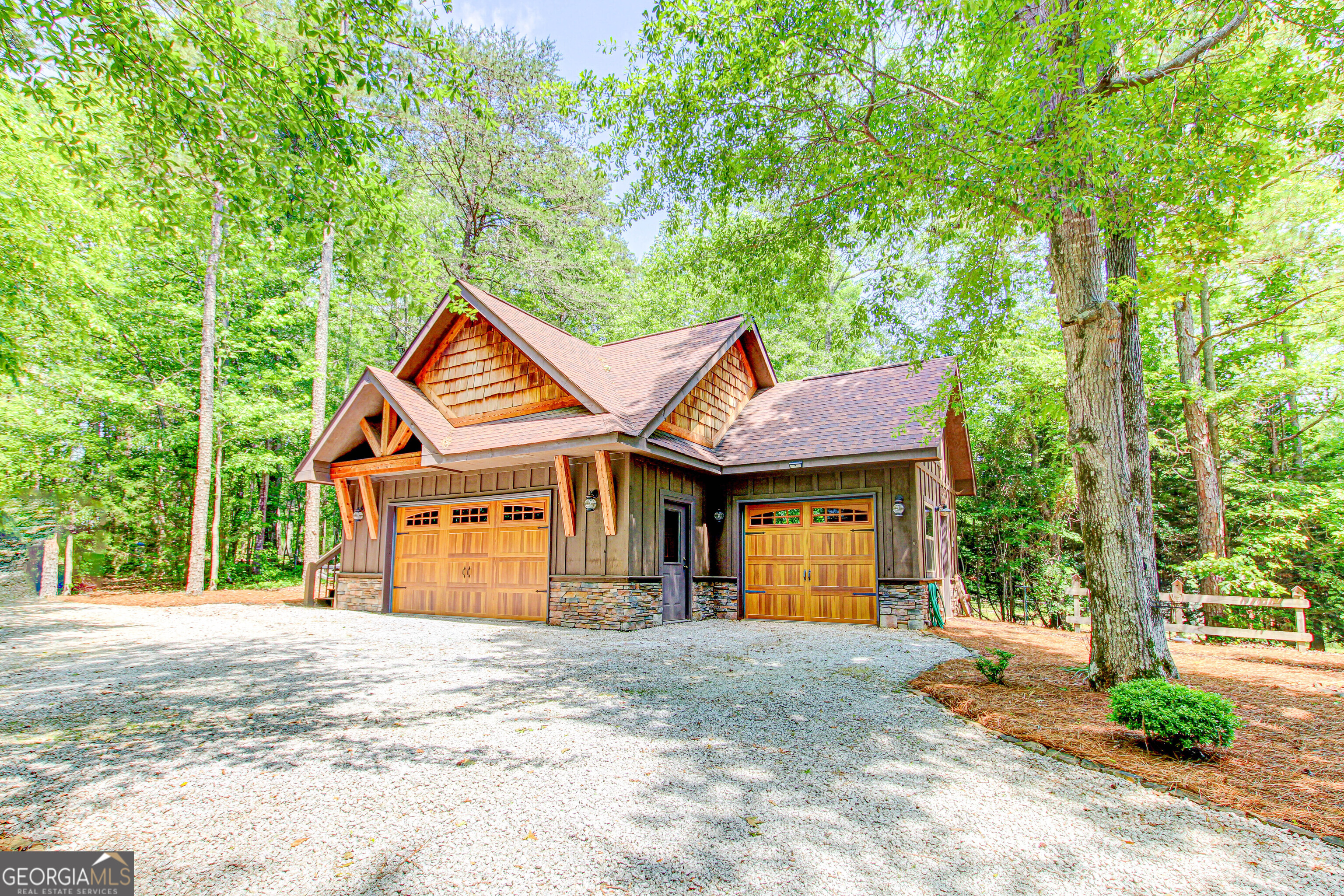 496 Cedar Valley DR