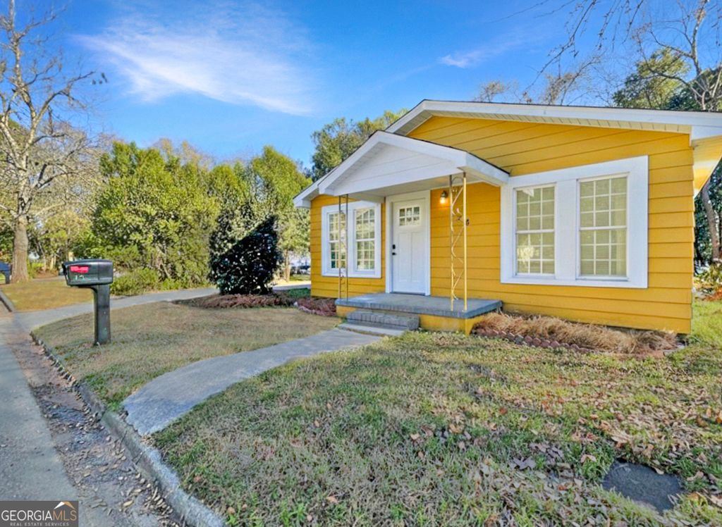 Photo of 305 Chestnut Street, Fort Valley, GA 31030 (MLS # 10674653)