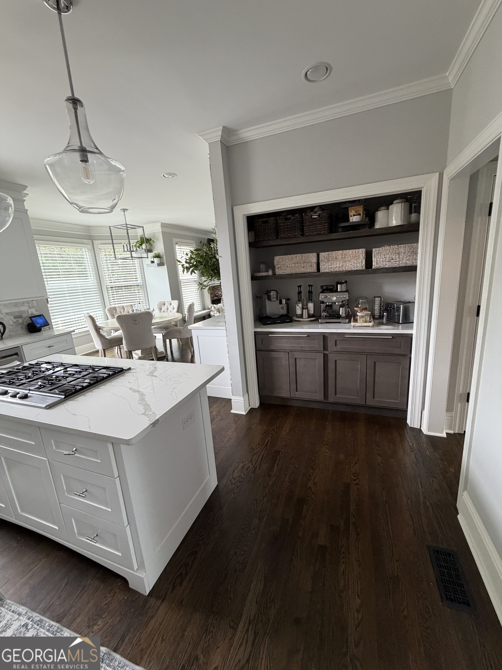 1080 Jennifer Oaks DR