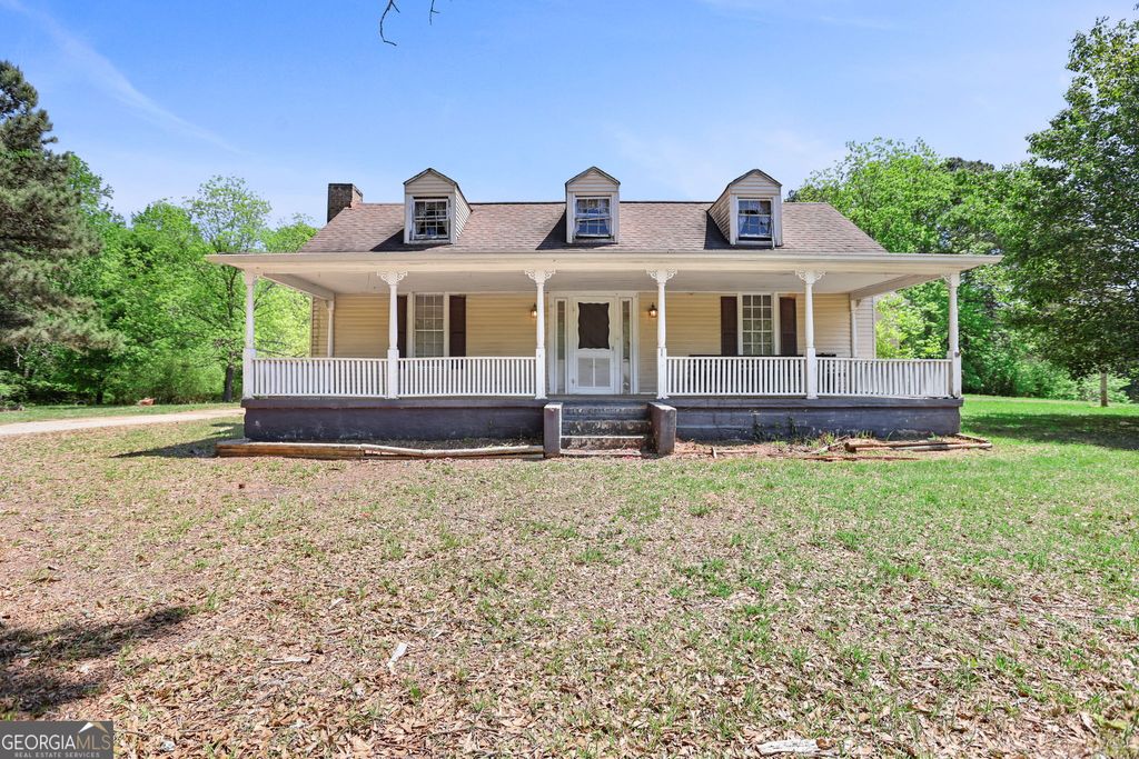 Photo of 143 Cedar Creek Road, Newnan, GA 30263 (MLS # 10739948)