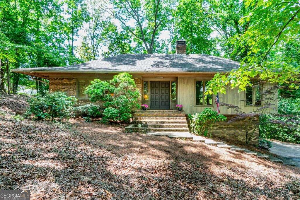 1009 Wessell RD NW