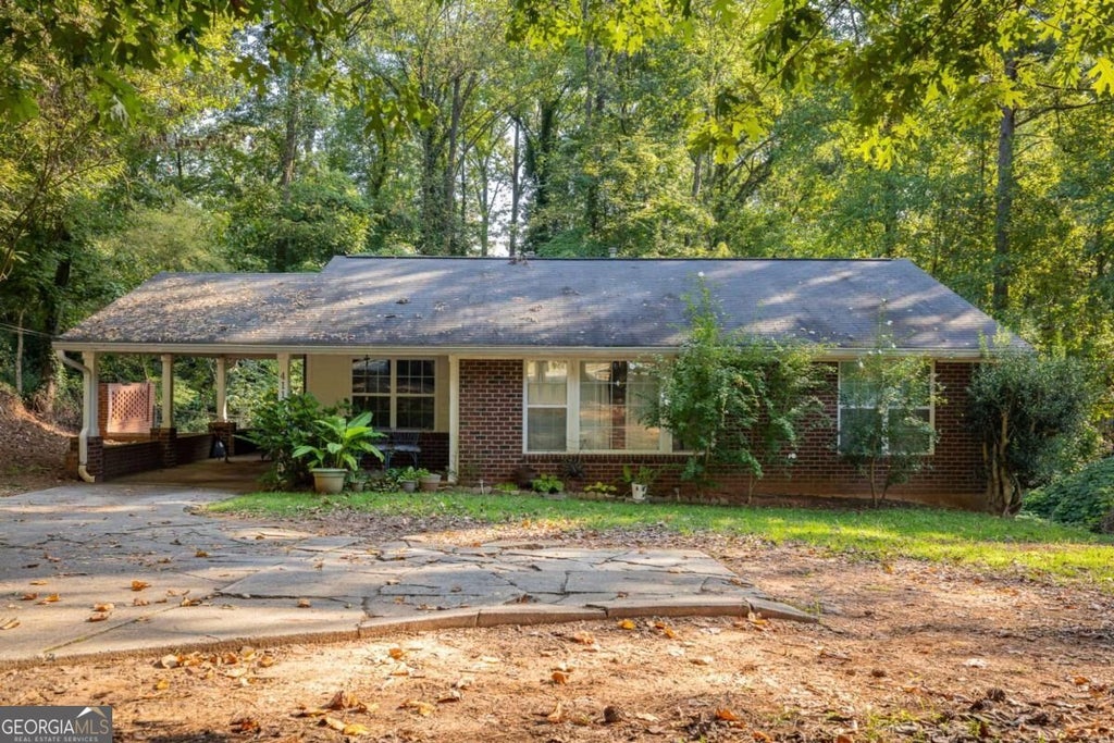 Photo of 4117 Ashford Dunwoody Road NE, Atlanta, GA 30319 (MLS # 10849179)