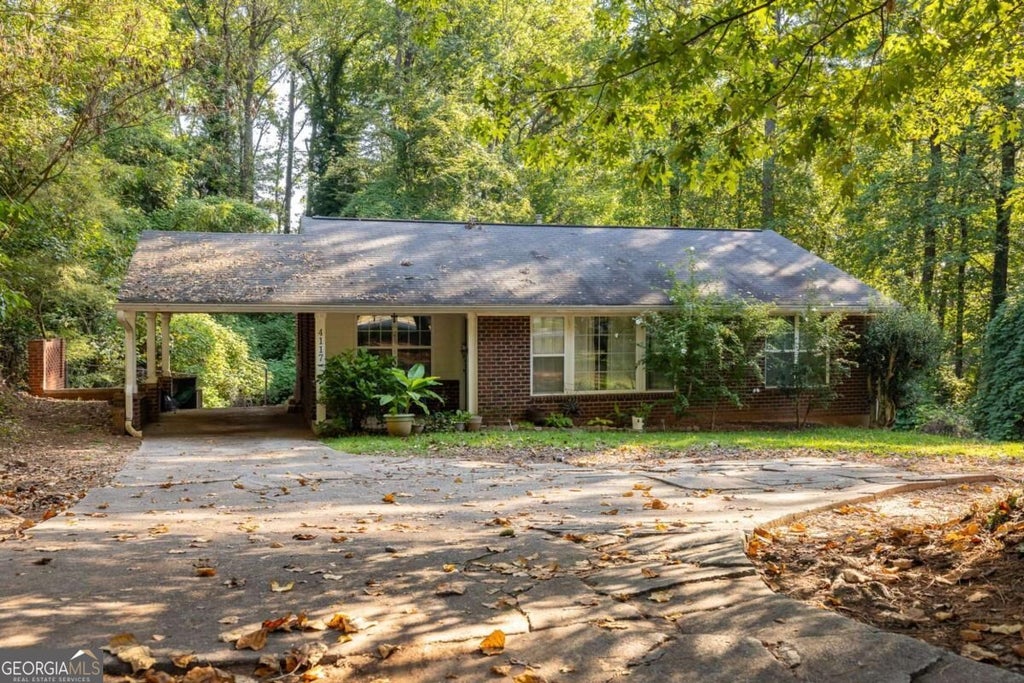 Photo of 4117 Ashford Dunwoody Road NE, Atlanta, GA 30319 (MLS # 10849179)