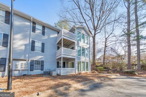 Photo of 201 Natchez Trace, Atlanta, GA 30350 (MLS # 10692812)