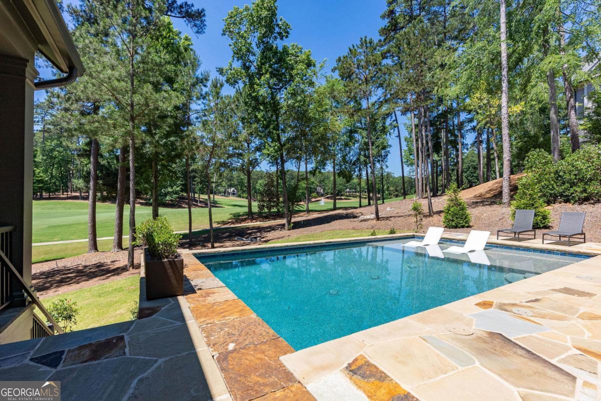1010 Monfort CT