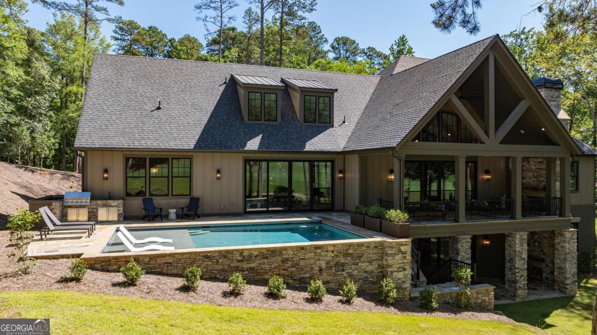 1010 Monfort CT
