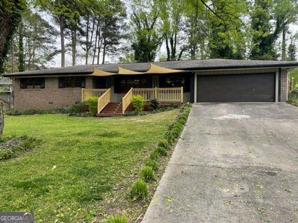 Photo of 5889 N FULTON Circle NW, Norcross, GA 30093 (MLS # 10656847)