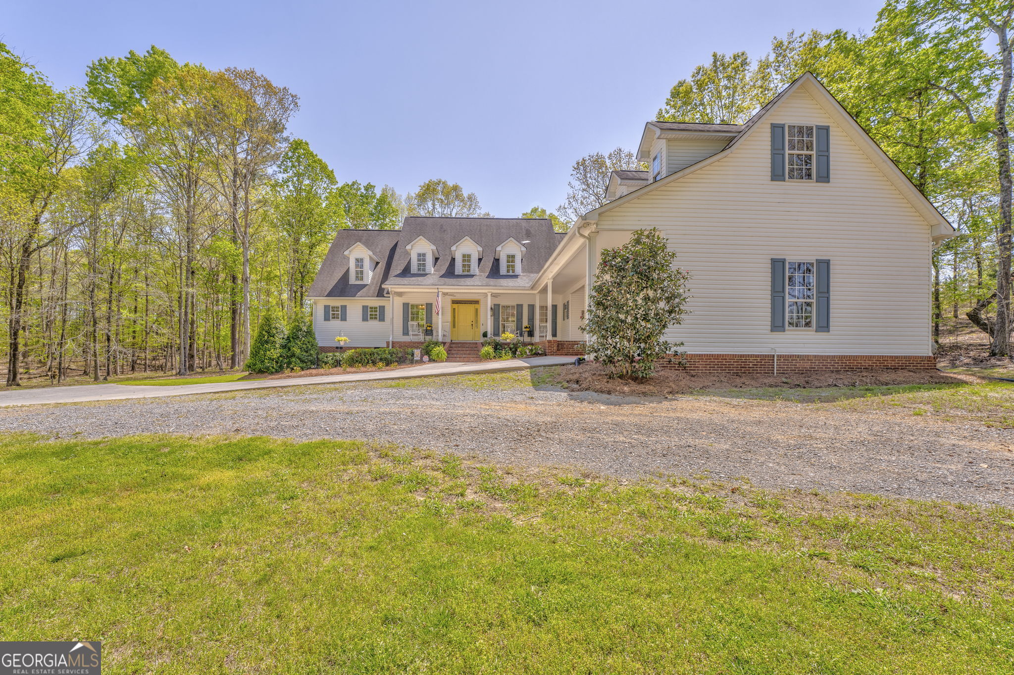 6095 Blacks Bluff RD SW
