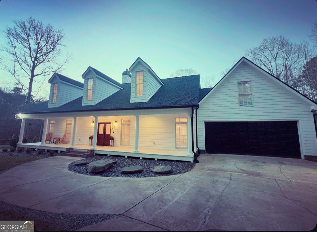 Photo of 128 Golden Hills Drive, Woodstock, GA 30189 (MLS # 10736090)