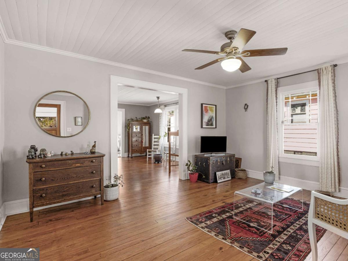 719 Stokeswood AVE SE