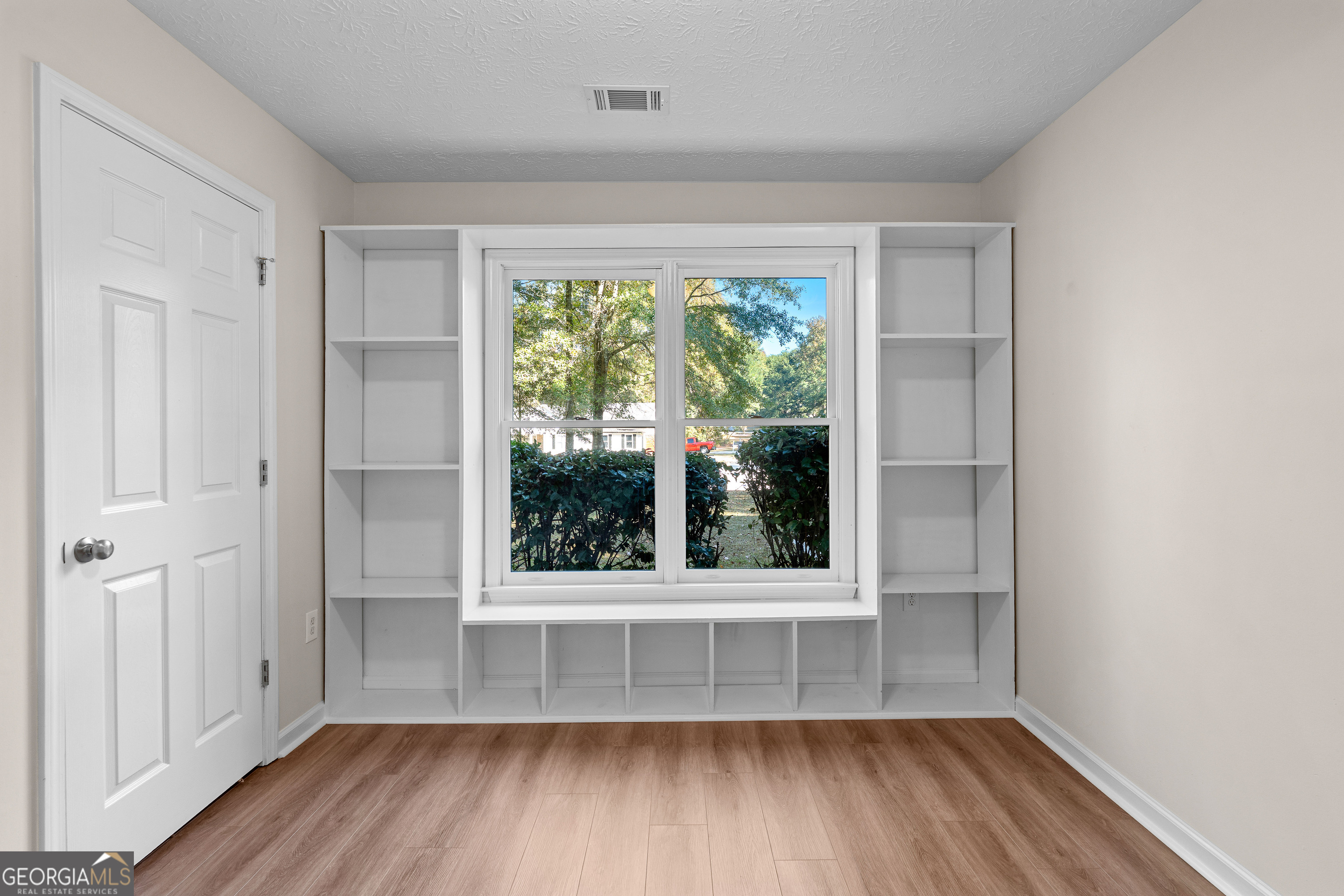 Covington, Georgia 30016, United States, 3 Bedrooms Bedrooms, ,2 BathroomsBathrooms,Residential,Pending,230382