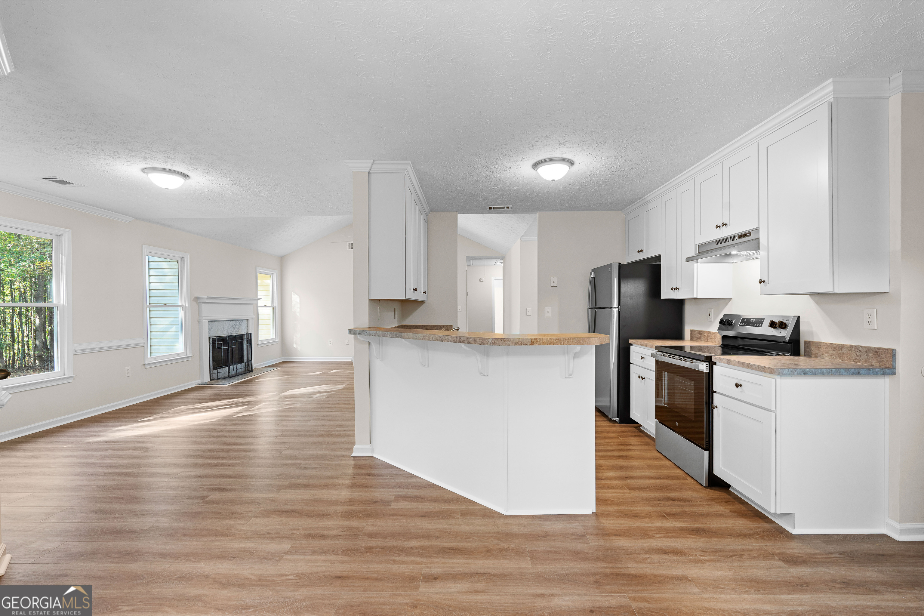 Covington, Georgia 30016, United States, 3 Bedrooms Bedrooms, ,2 BathroomsBathrooms,Residential,Pending,230382