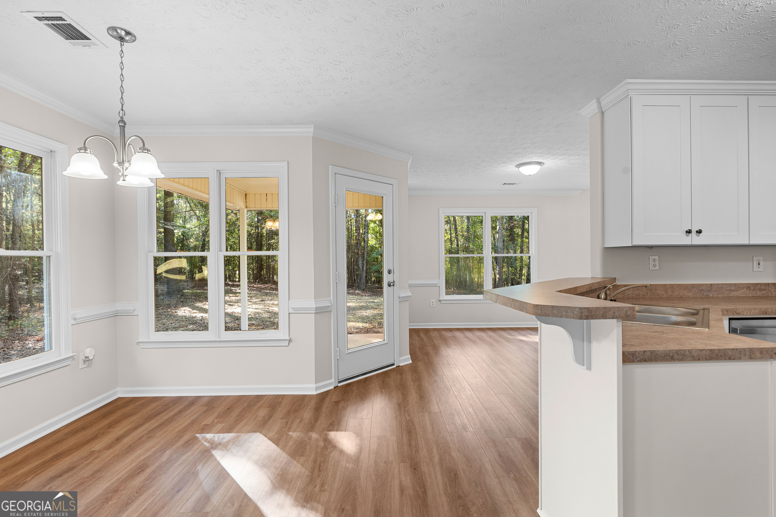 Covington, Georgia 30016, United States, 3 Bedrooms Bedrooms, ,2 BathroomsBathrooms,Residential,Pending,230382