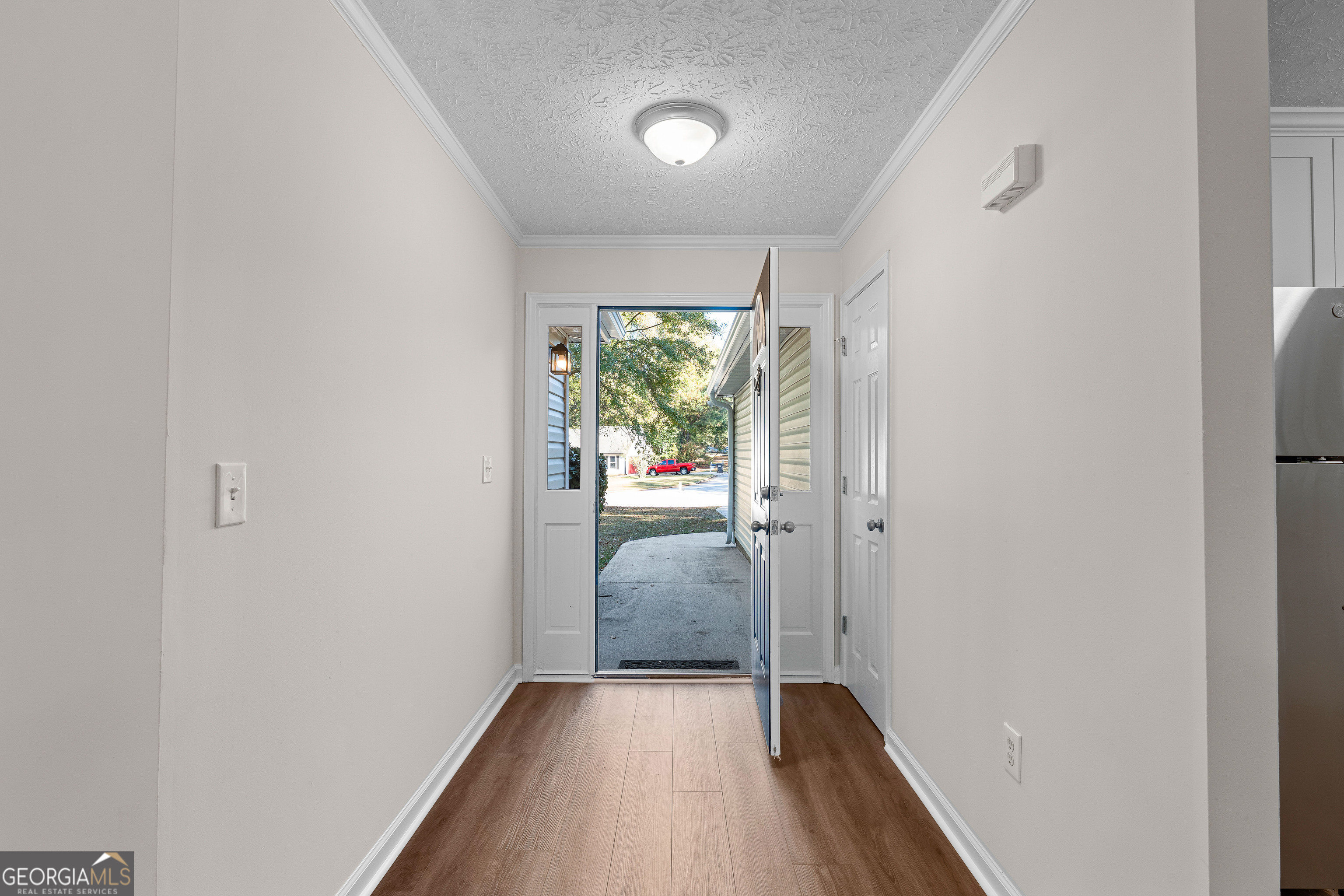 Covington, Georgia 30016, United States, 3 Bedrooms Bedrooms, ,2 BathroomsBathrooms,Residential,Pending,230382