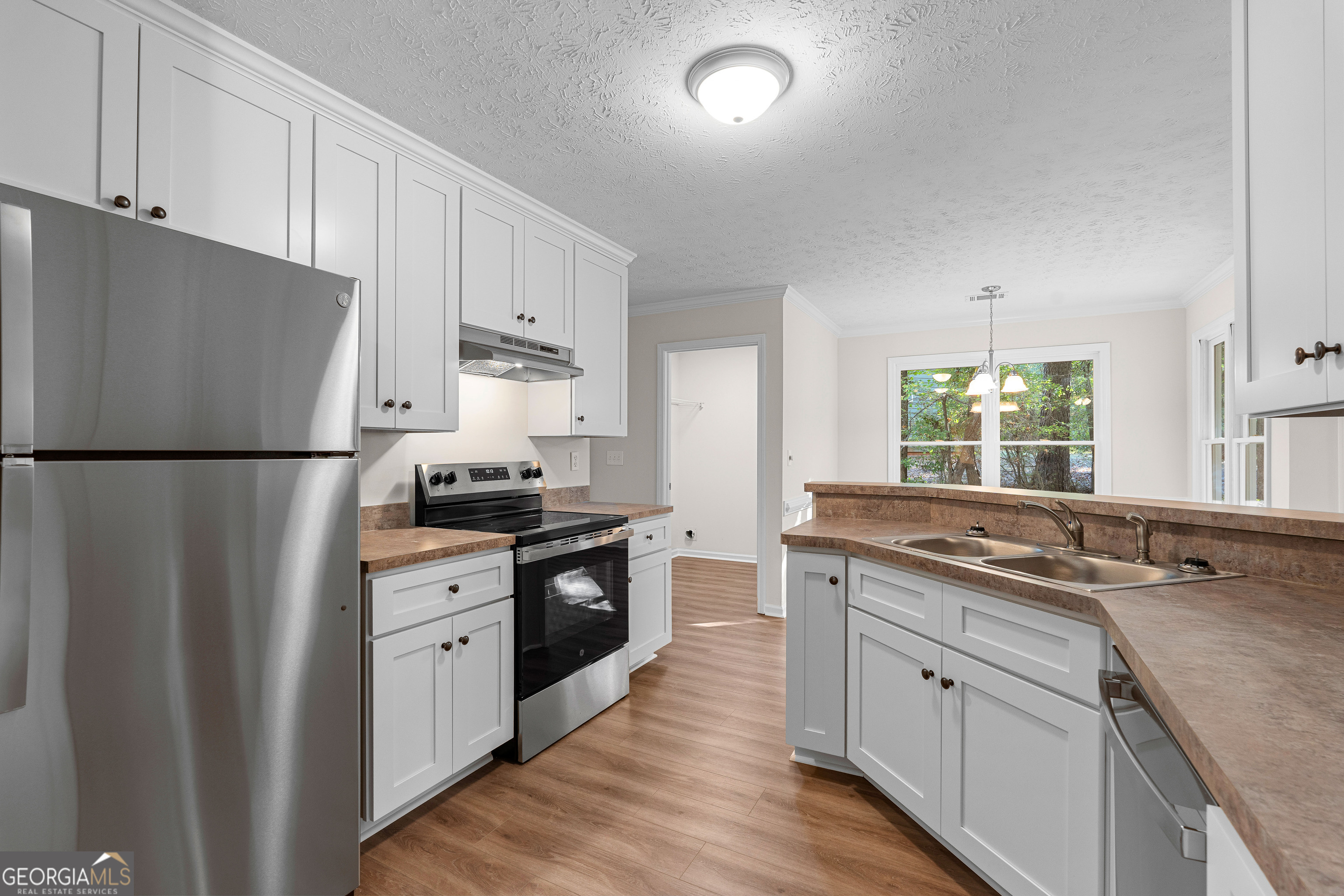 Covington, Georgia 30016, United States, 3 Bedrooms Bedrooms, ,2 BathroomsBathrooms,Residential,Pending,230382