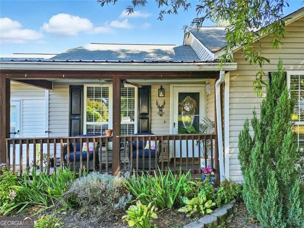 120 Fieldcrest DR SE