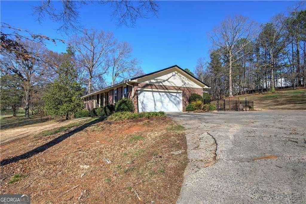 Photo of 408 Mac Johnson Road NW, Cartersville, GA 30121 (MLS # 10701462)