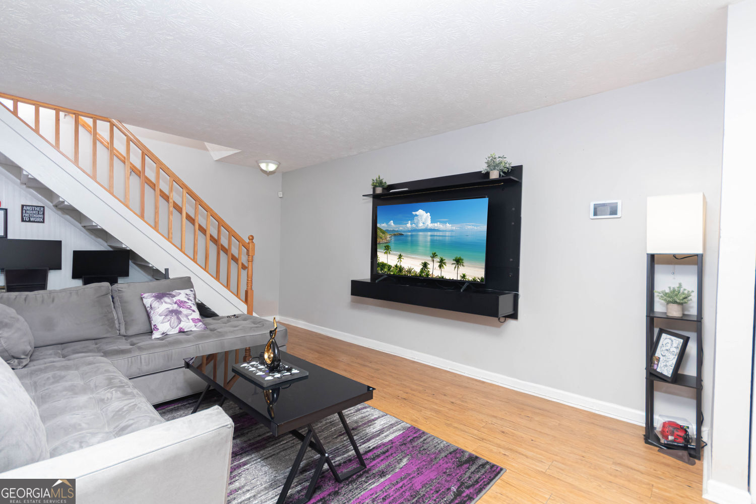 BELLEMEADE COMMONS - Residential