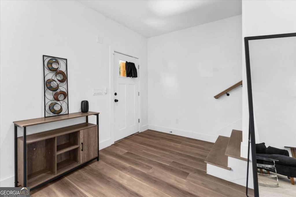 Photo of 598 Formwalt Street SW #B, Atlanta, GA 30312 (MLS # 10808224)