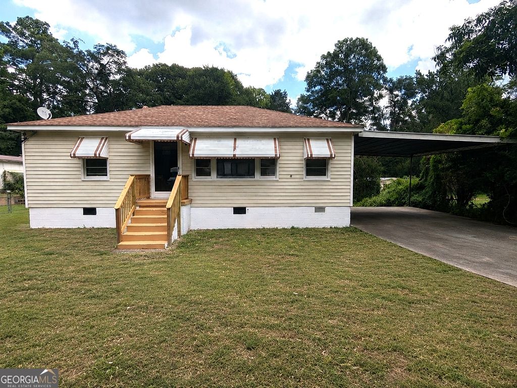 Photo of 218 Wallis Street, Jonesboro, GA 30236 (MLS # 10763847)