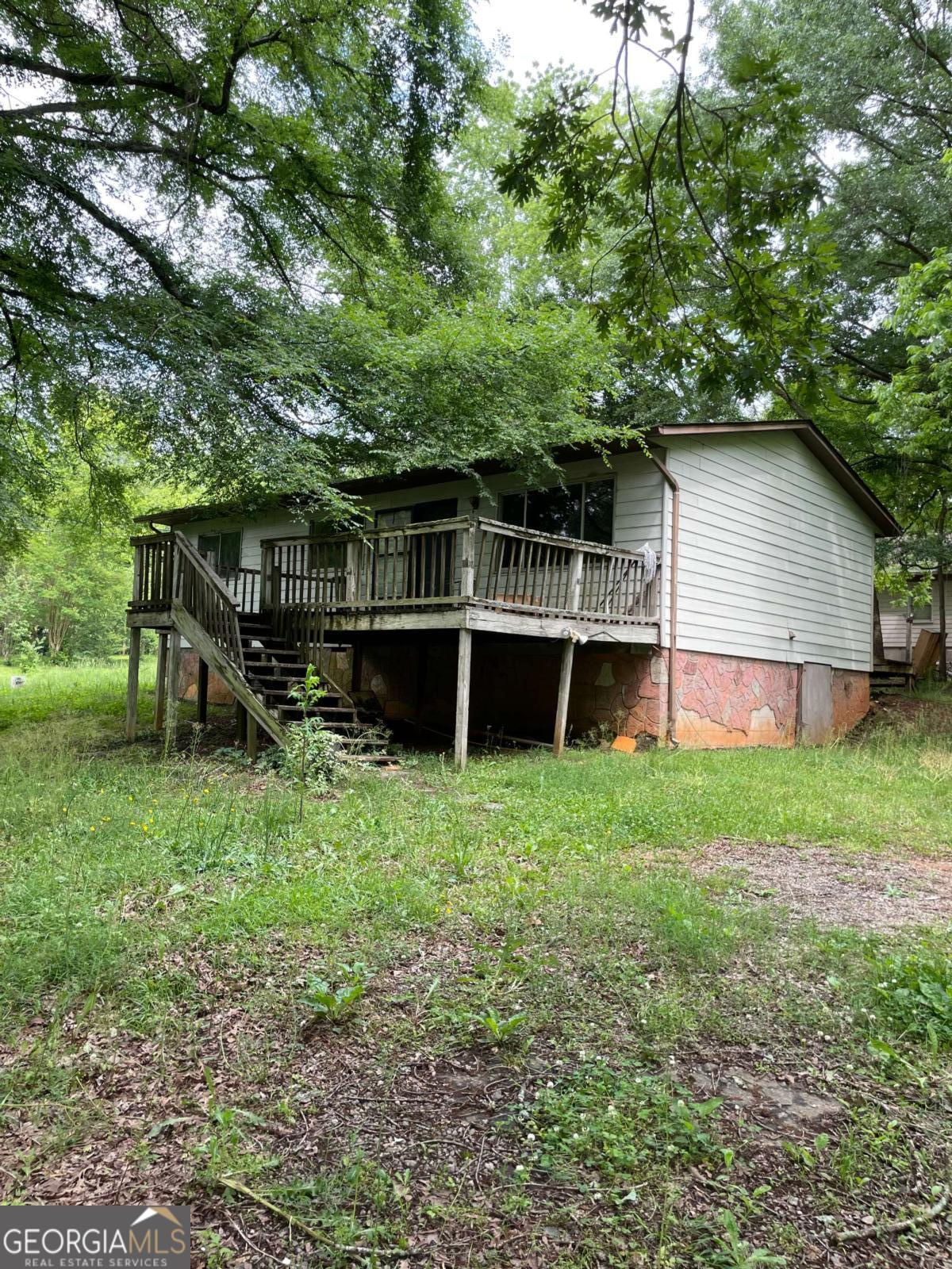 15 Chandler Bridge RD