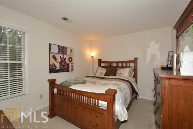 Hillbrooke - Residential