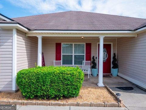 A home in Valdosta