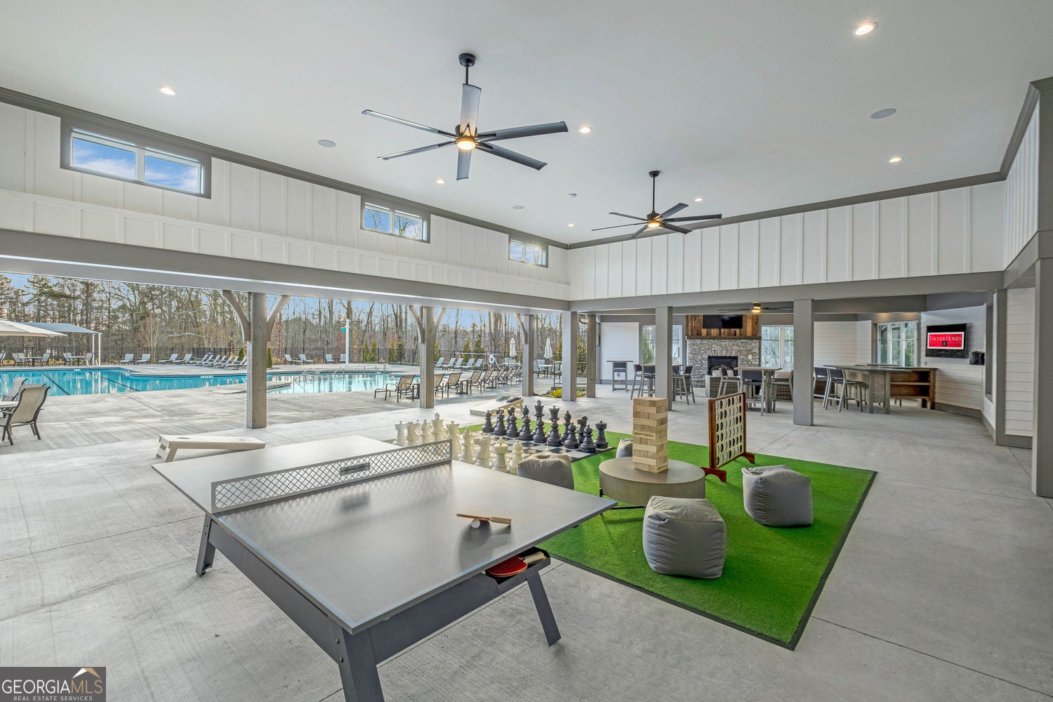 253 Kerr DR
