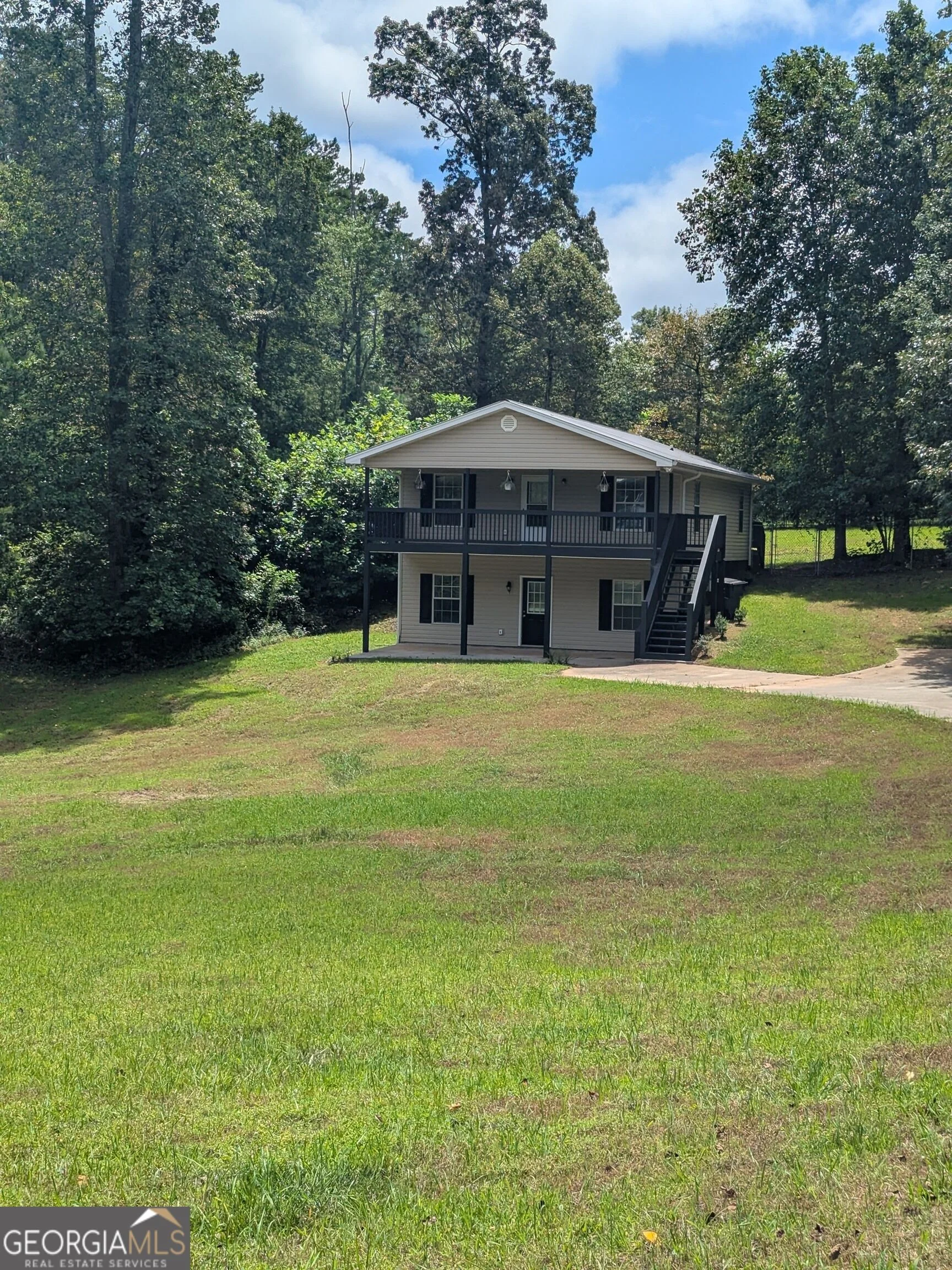 58 E Pinewood Drive