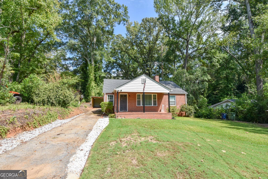 Photo of 745 Bieze Street, Griffin, GA 30224 (MLS # 10852290)