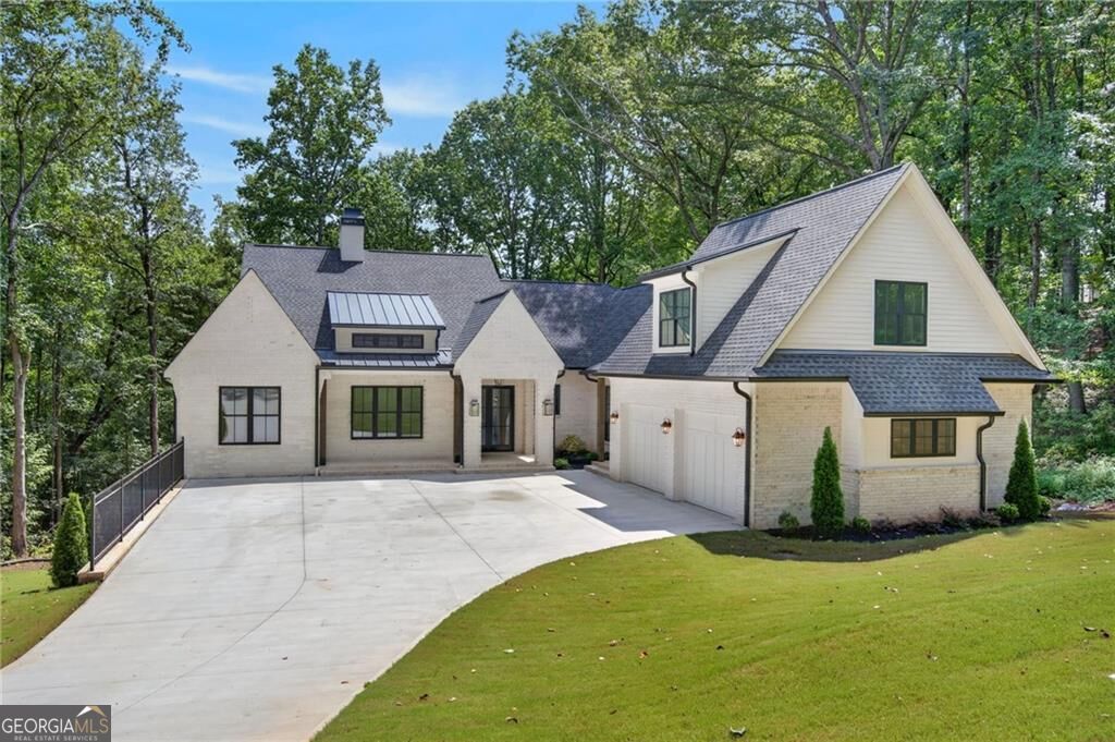 5005 Young Deer DR