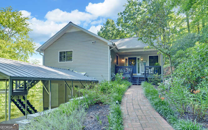 1106 Robin Ridge LN