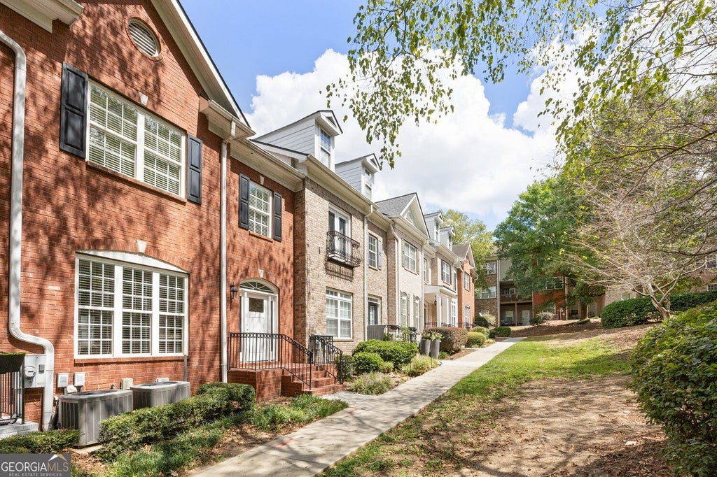 Photo of 316 Holbrook Road, Smyrna, GA 30082 (MLS # 10832721)