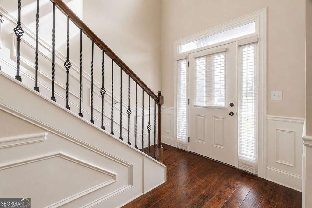 Photo of 29 Bay Crest Court, Loganville, GA 30052 (MLS # 10806323)