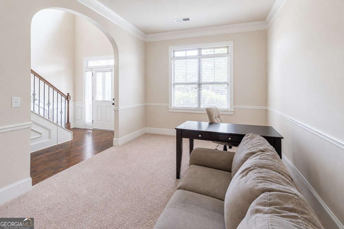 29 Bay Crest CT