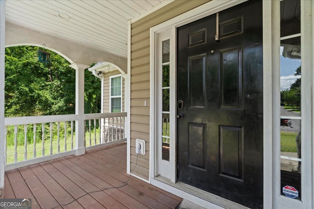 Photo of 208 Levi Street SW, Calhoun, GA 30701 (MLS # 10809219)