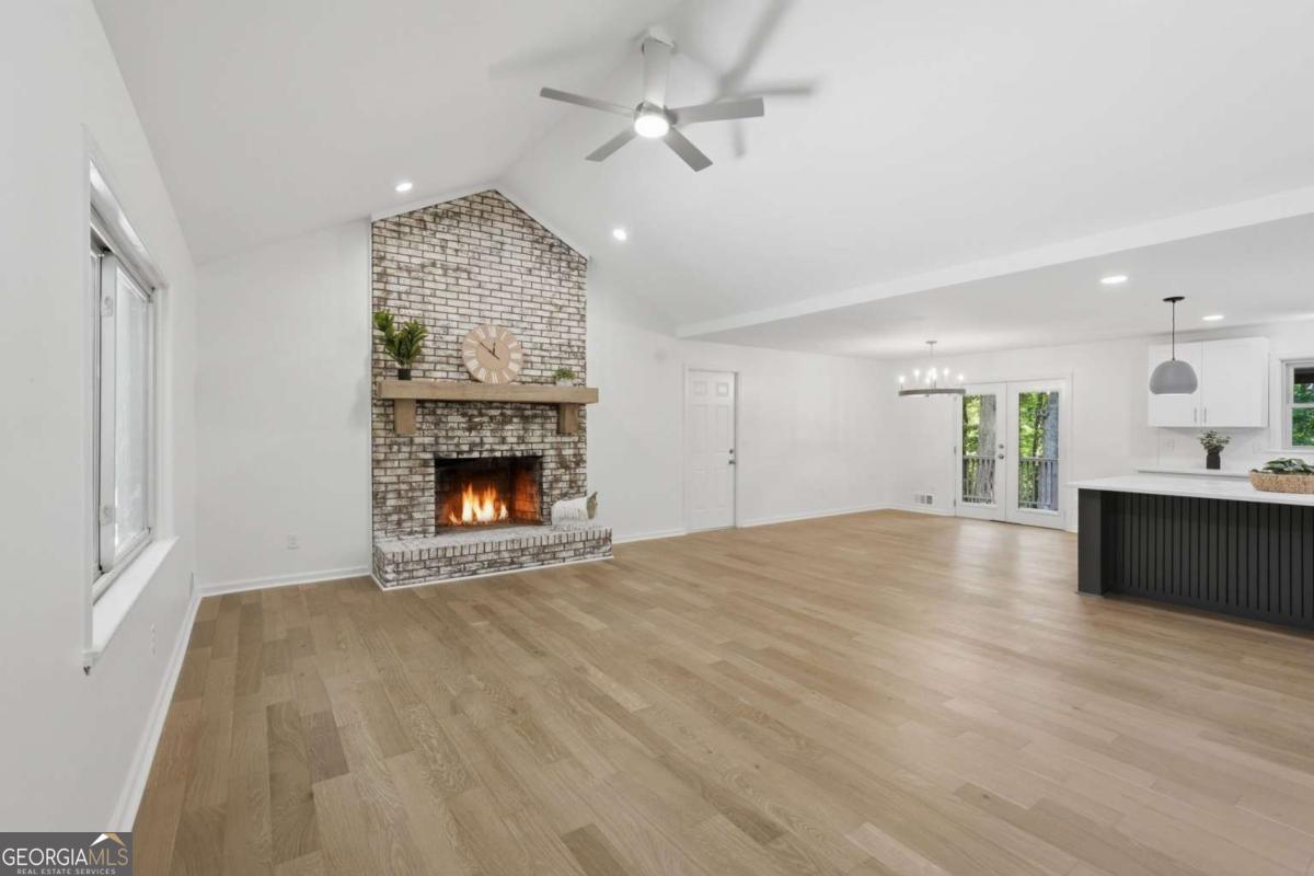 3411 Lake Ridge PL