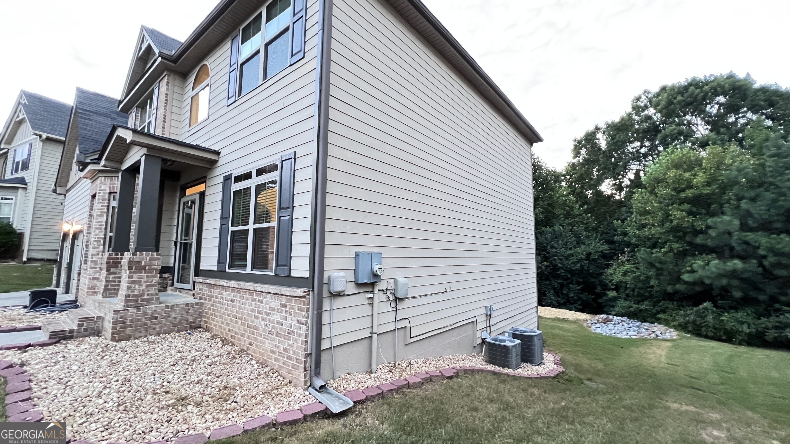 529 Red Fox DR