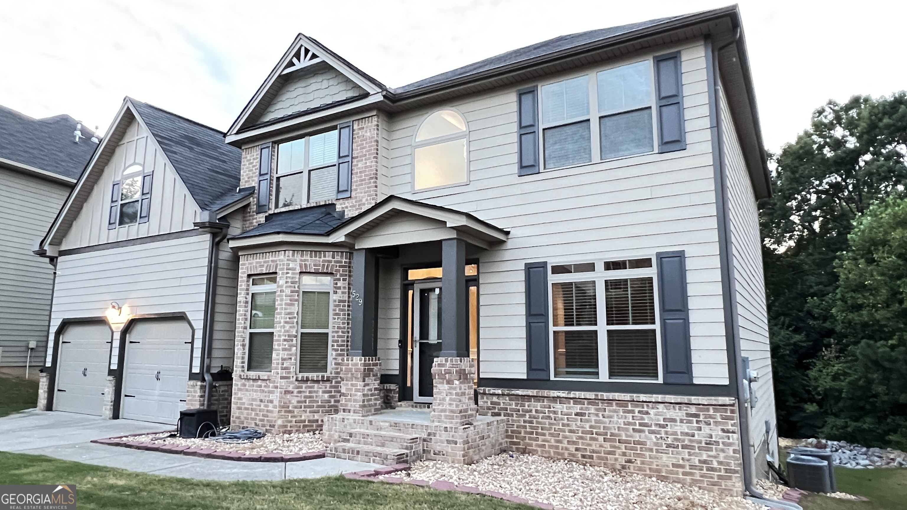 529 Red Fox DR