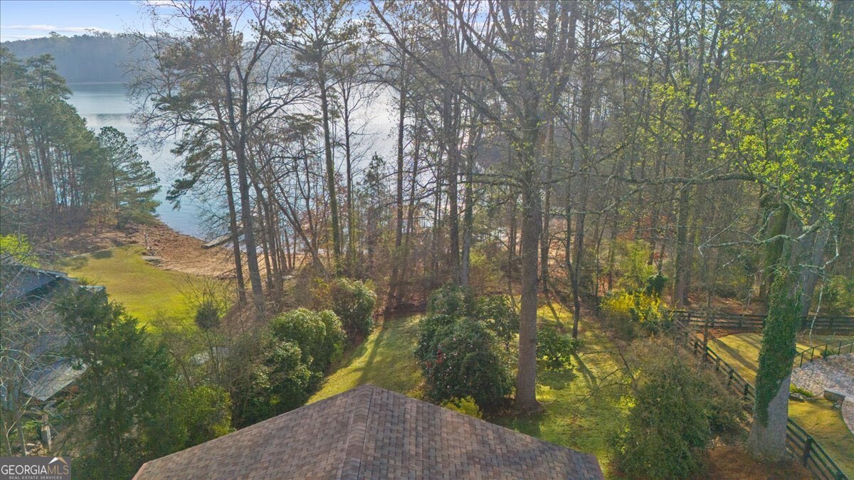 3240 Chimney Point DR