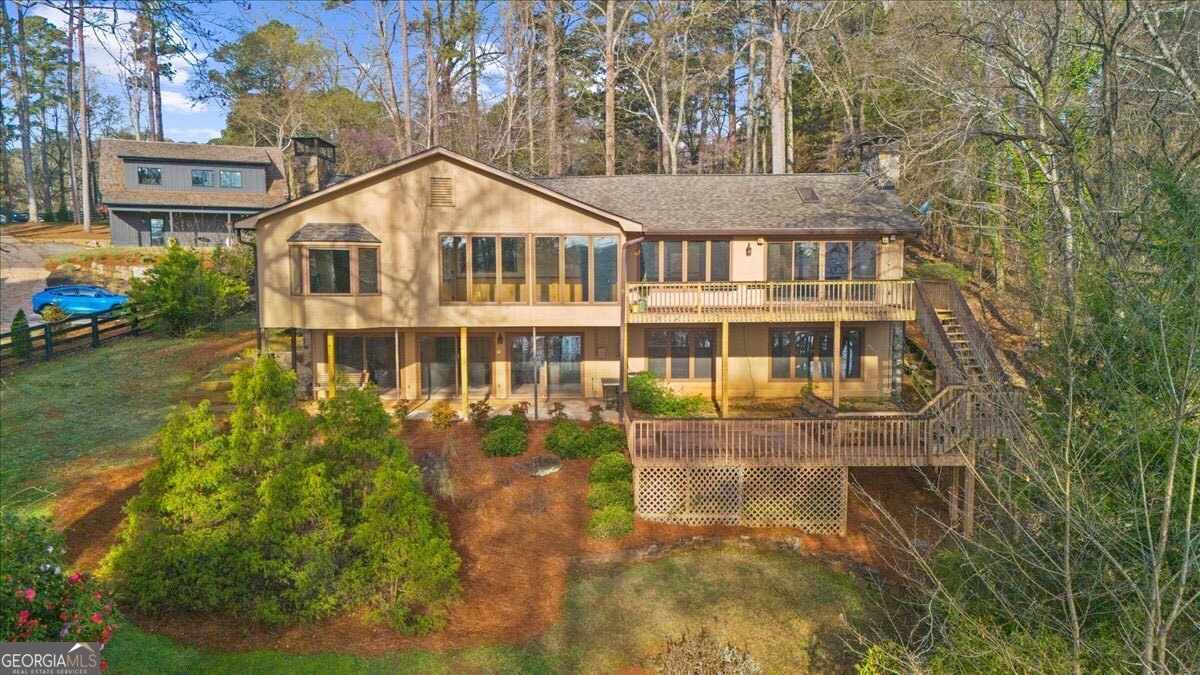 3240 Chimney Point DR