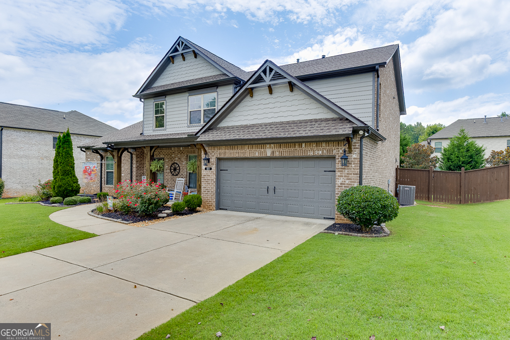 561 Wagon Hill LN