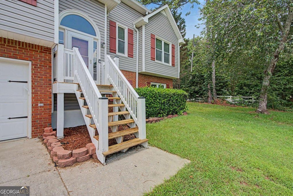 Photo of 20 Charleston Pkwy, Dallas, GA 30157 (MLS # 10801381)