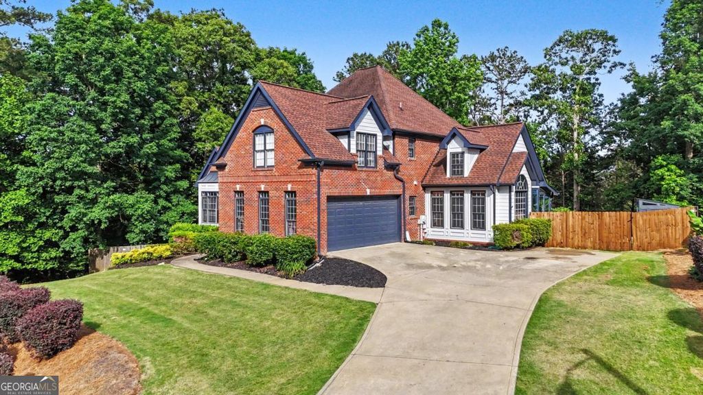 Photo of 401 The Falls Of Cherokee Drive, Canton, GA 30114 (MLS # 10770650)