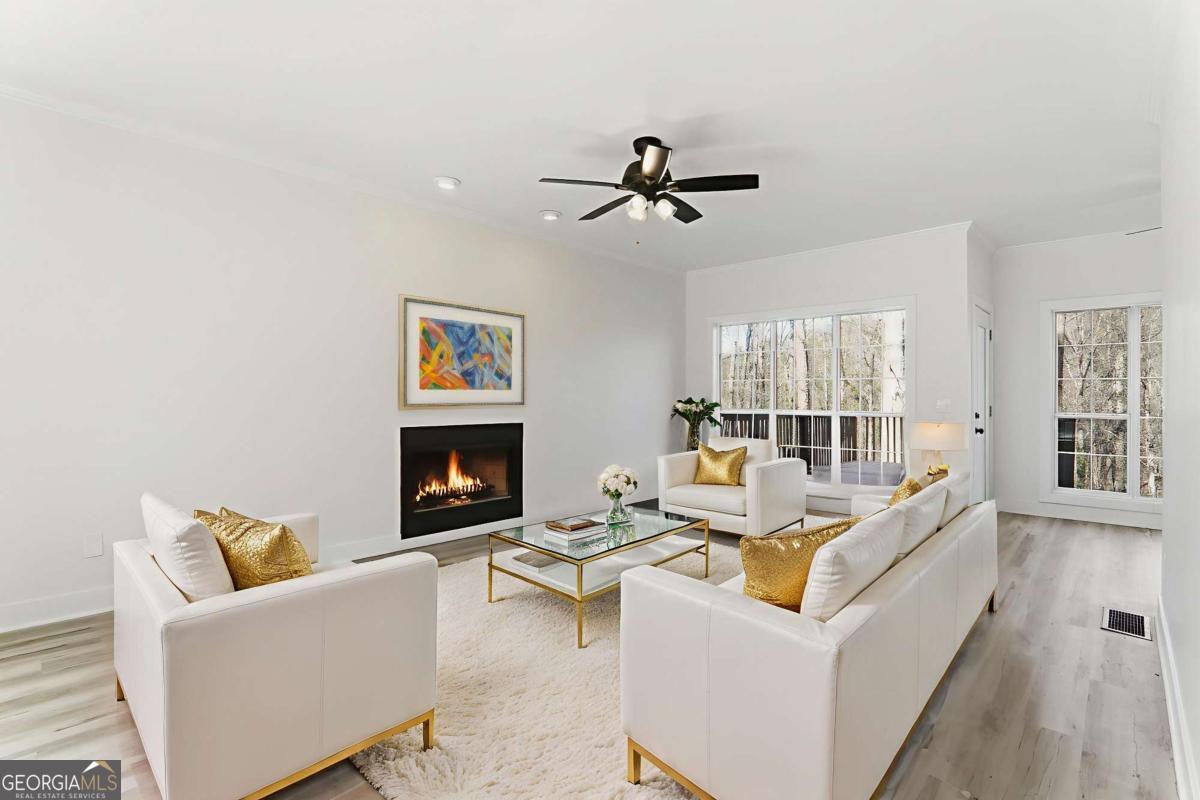 5560 Pilgrim Point EXT