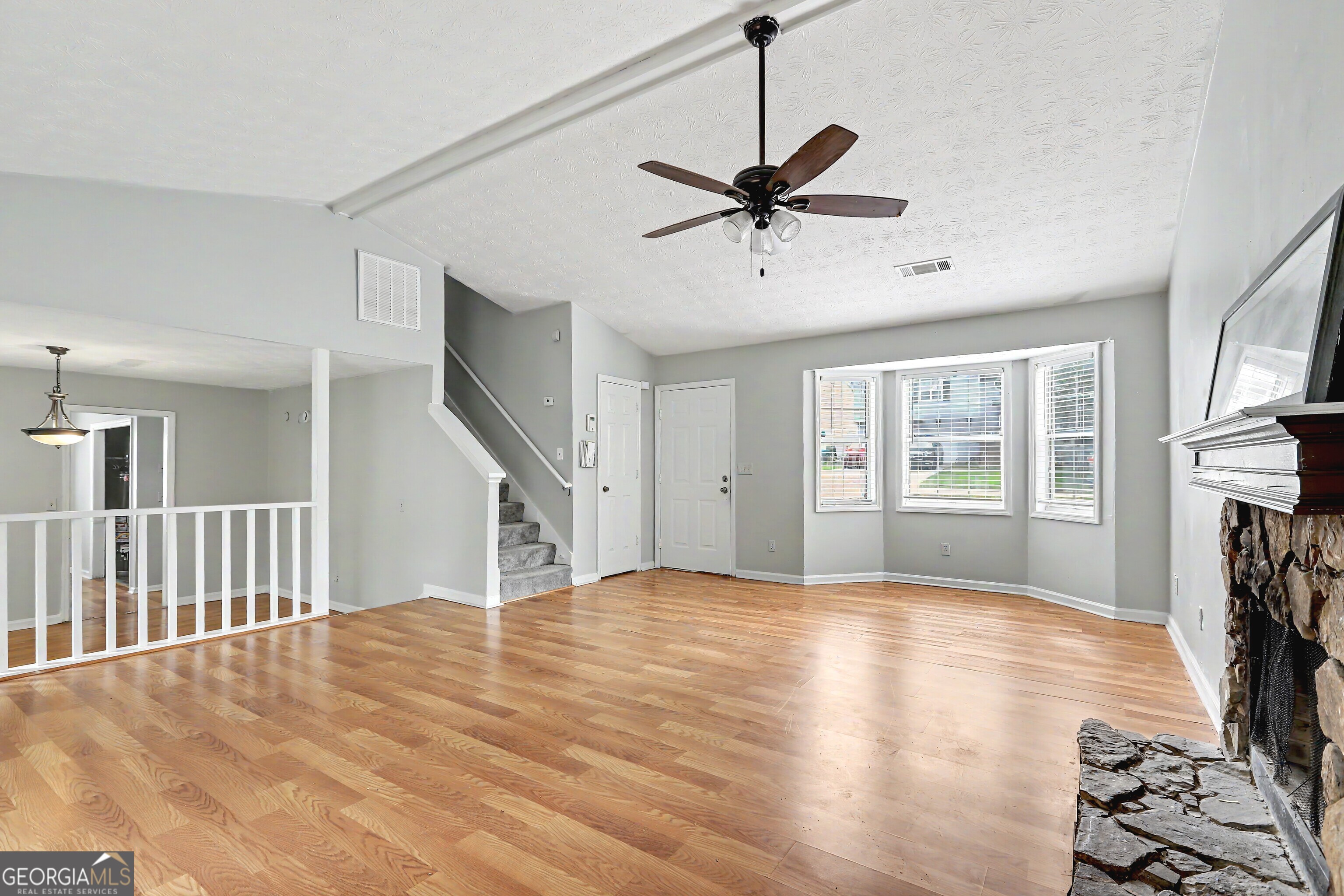 407 Sheppard Xing CT
