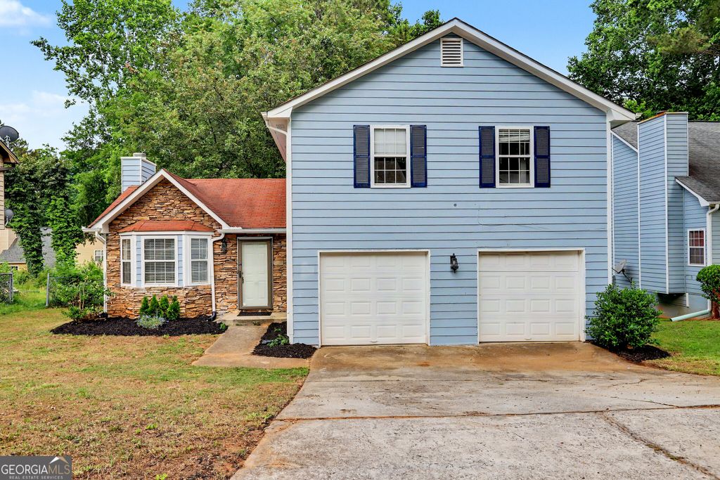 Photo of 407 Sheppard Xing Court, Stone Mountain, GA 30083 (MLS # 10770924)