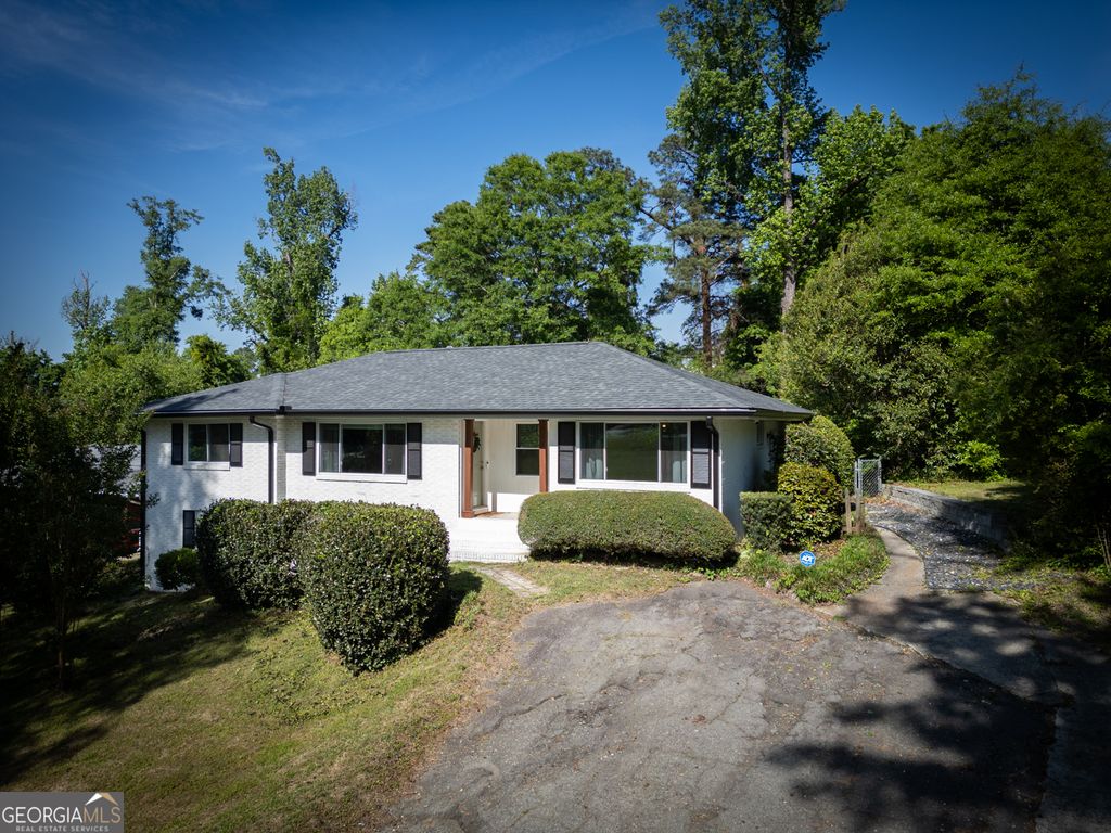 Photo of 545 Forest Hill Road, Macon, GA 31210 (MLS # 10731464)