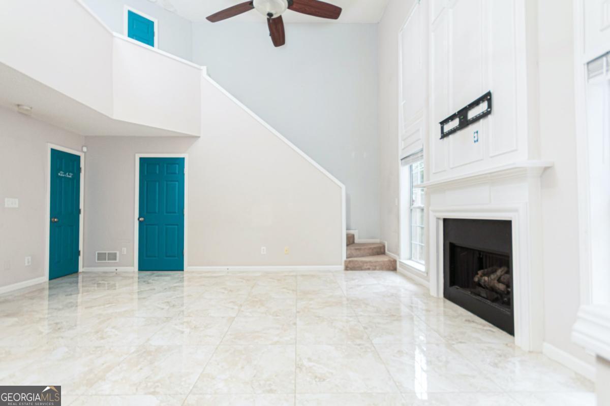 10 Regency RD