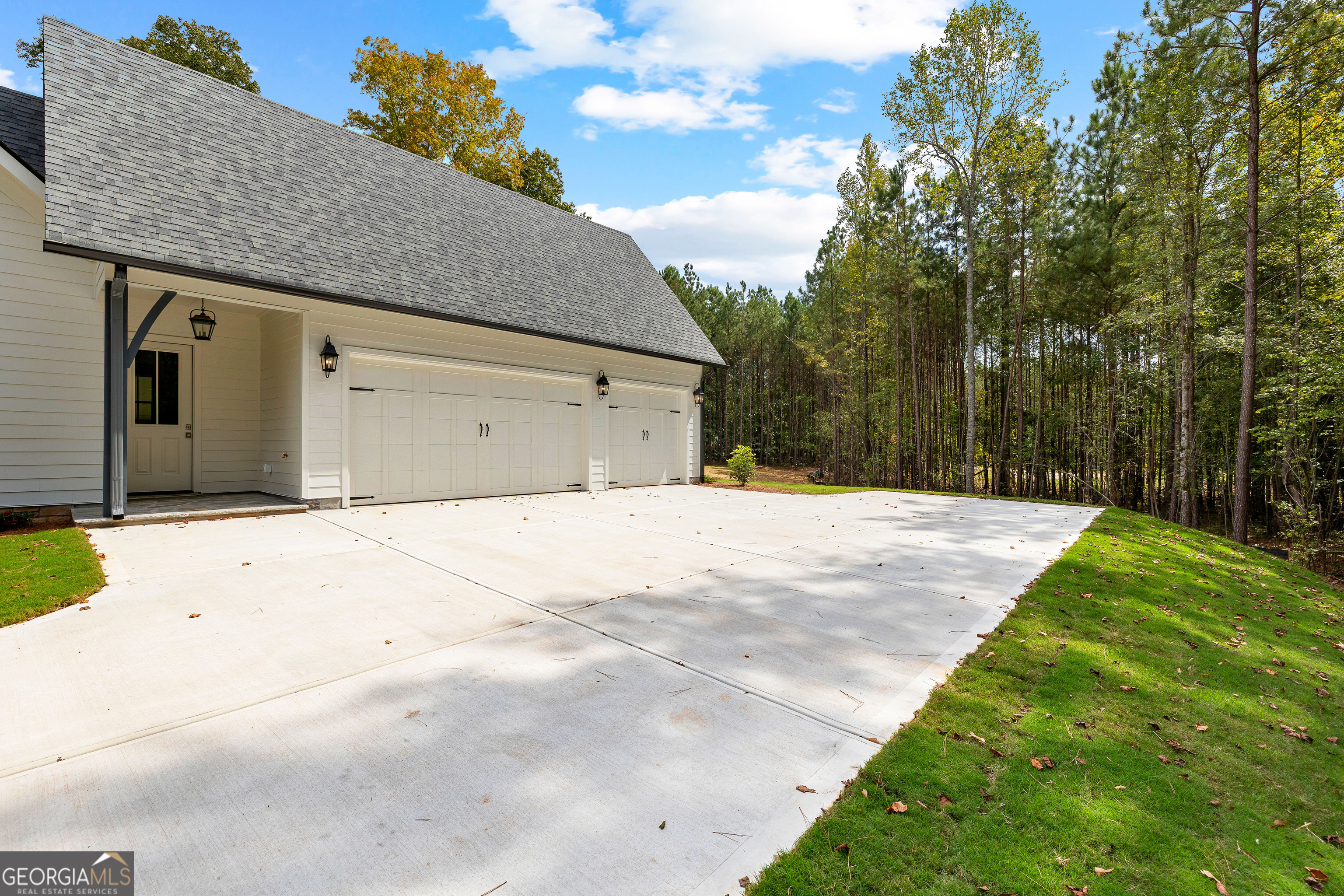 0 Pinegate WAY